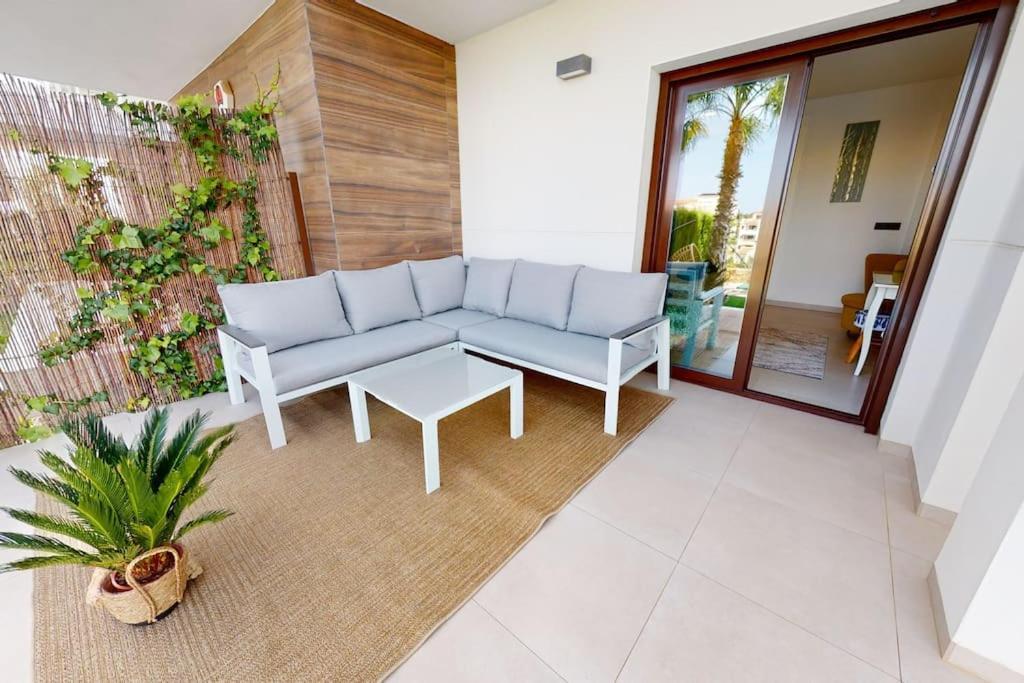 אוריהואלה Apartman S Vlastnim Bazenem מראה חיצוני תמונה