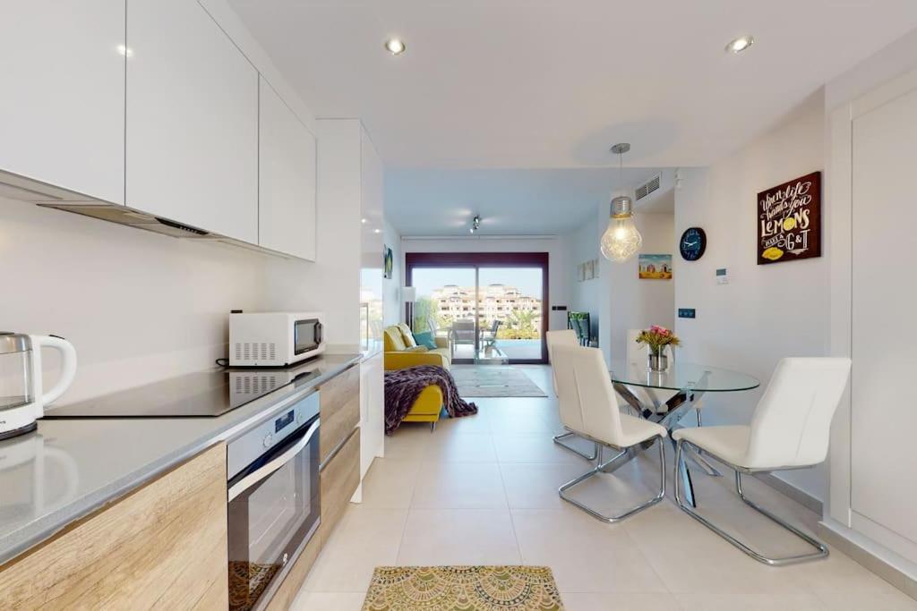 אוריהואלה Apartman S Vlastnim Bazenem מראה חיצוני תמונה