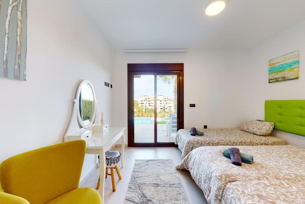 אוריהואלה Apartman S Vlastnim Bazenem מראה חיצוני תמונה